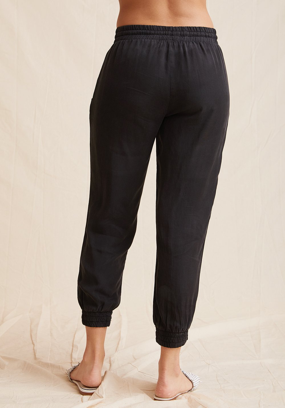 Bella Dahl - Easy Jogger - Vintage Black