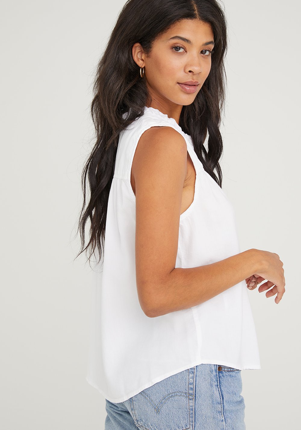 Bella Dahl - Sleeveless Ruffle Neck Button Down - White